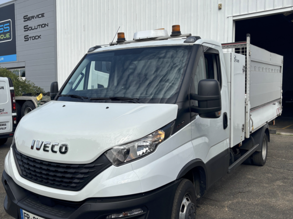IVECO DAILY BENNE COFFRE