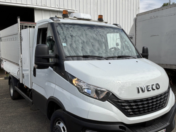 IVECO DAILY BENNE COFFRE