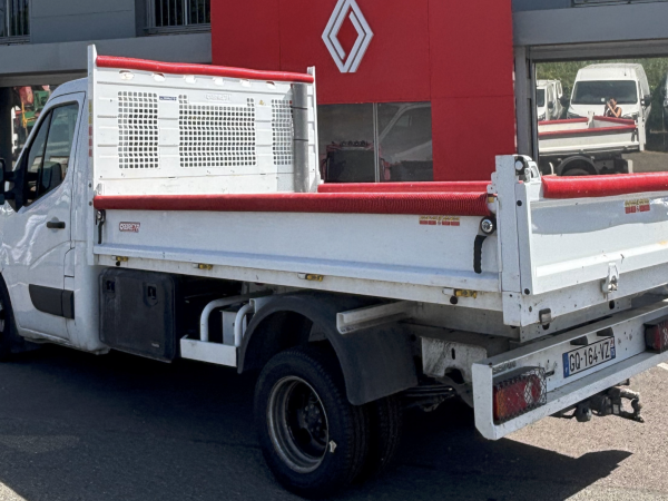 NISSAN NV400 BENNE