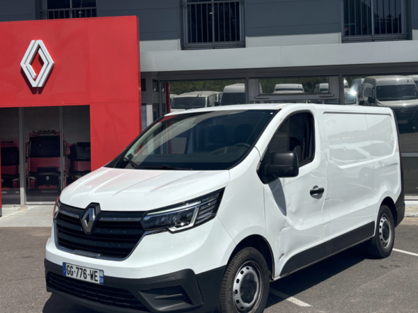 RENAULT TRAFIC FOURGON