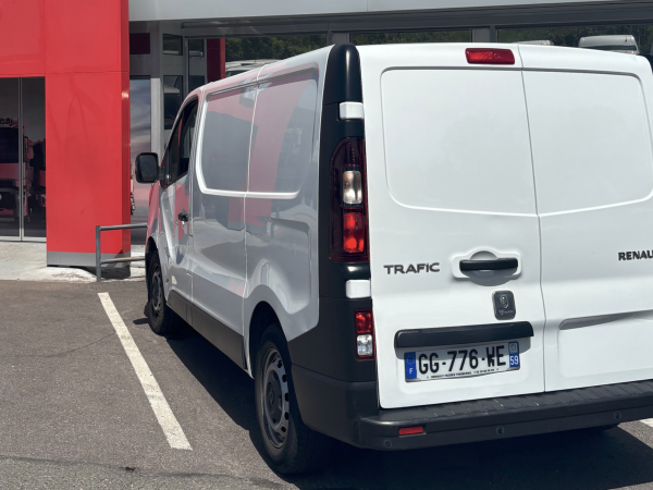 RENAULT TRAFIC FOURGON