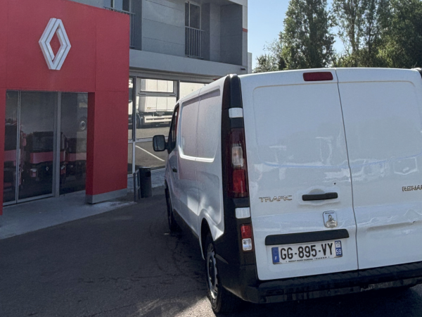 RENAULT TRAFIC FOURGON L1H1