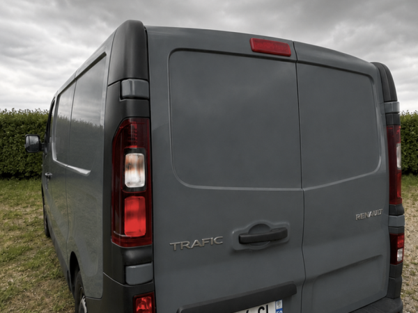 RENAULT TRAFIC FOURGON L1H1