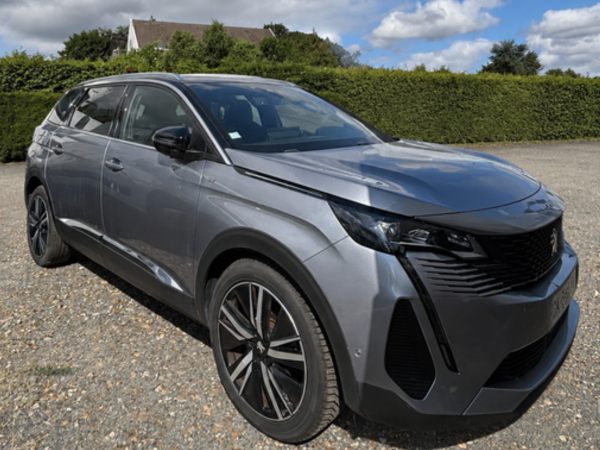 PEUGEOT 5008 GT PACK Avant
